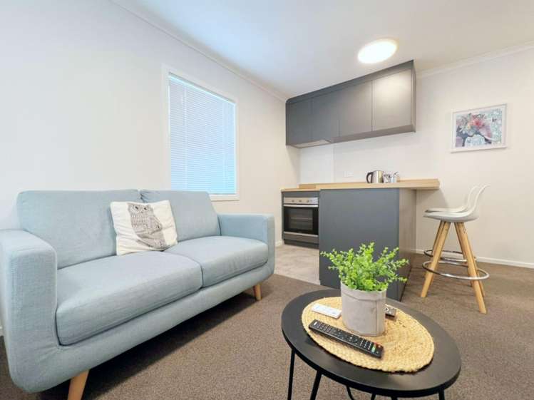 12/13 Crescent Court 1107_4