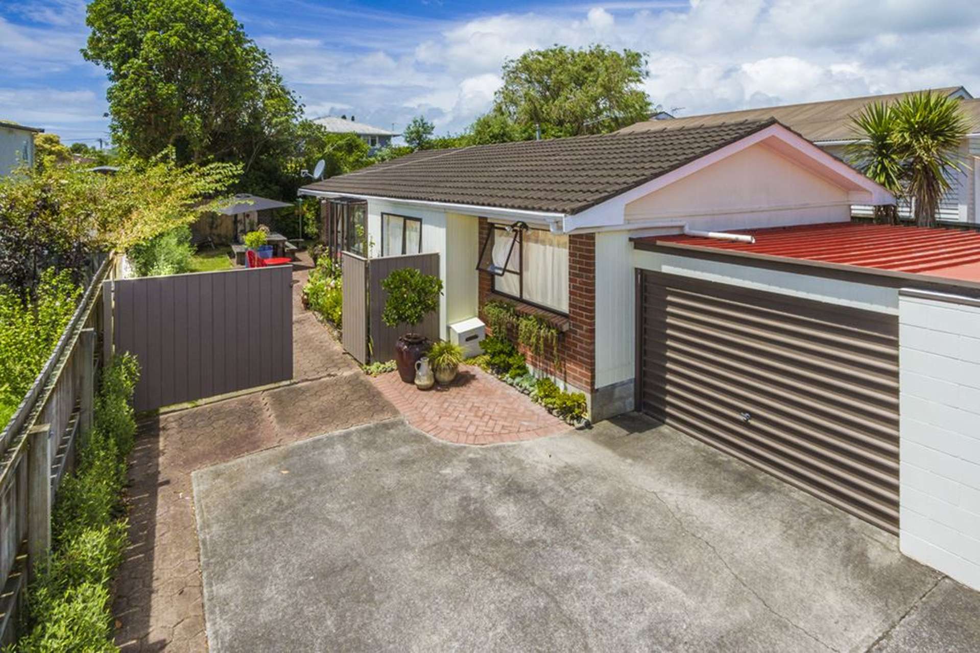 3/8 Fraser Road Narrow Neck_0