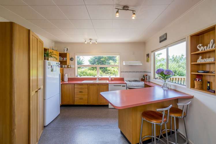 15 Kowhai Grove Raumati Beach_7