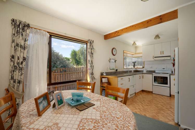 2/9 Mules Street Stoke_5