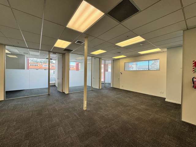 GF/159 Hurstmere Road Takapuna_4