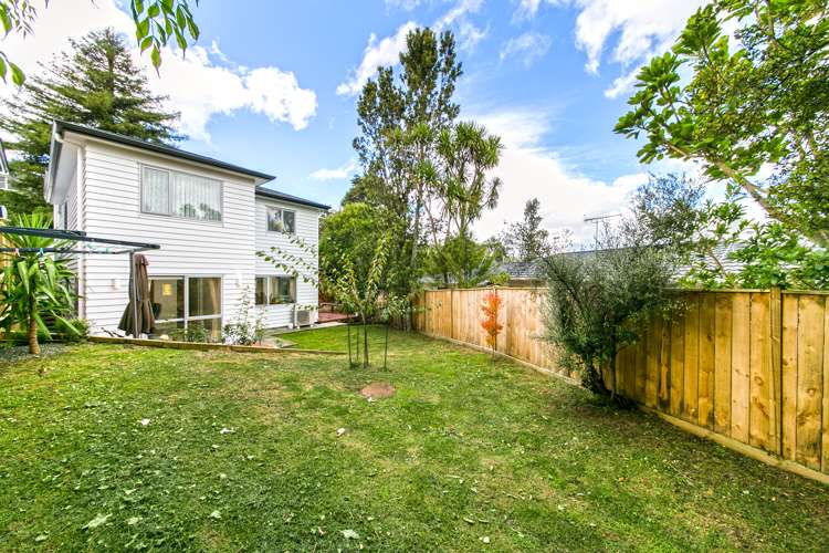 29a Woodcote Drive Glenfield_21