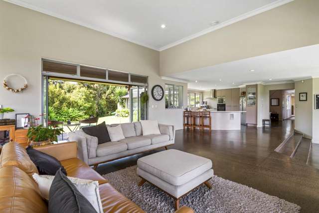 5 Chatham Avenue Paremoremo_4