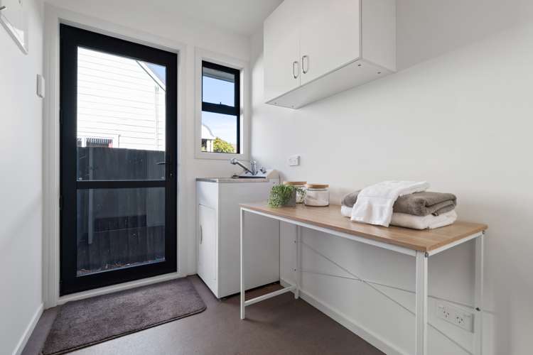 651 Ferry Road Woolston_24