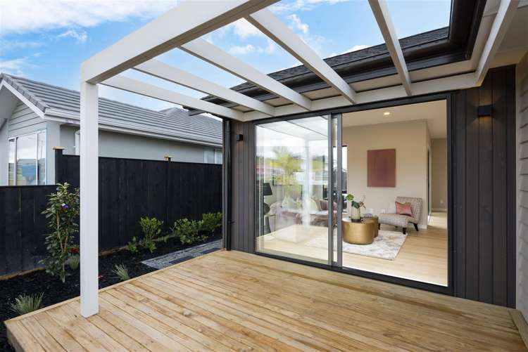 74 Argent Lane Wainui_1