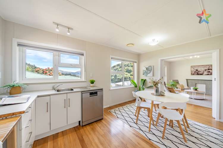 23 Holmes Grove Naenae_6