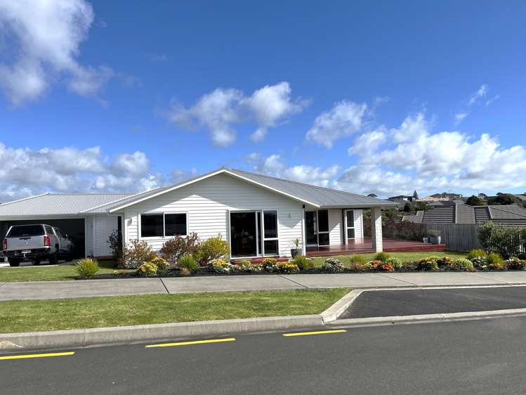 32 OMAHURU ROAD  "Kahawai Point" Glenbrook_47