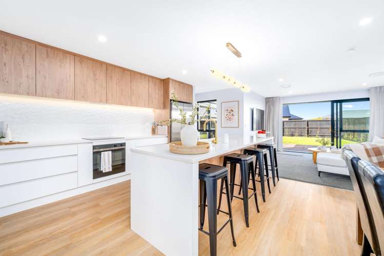 58 Whitehorn Drive Lincoln_1