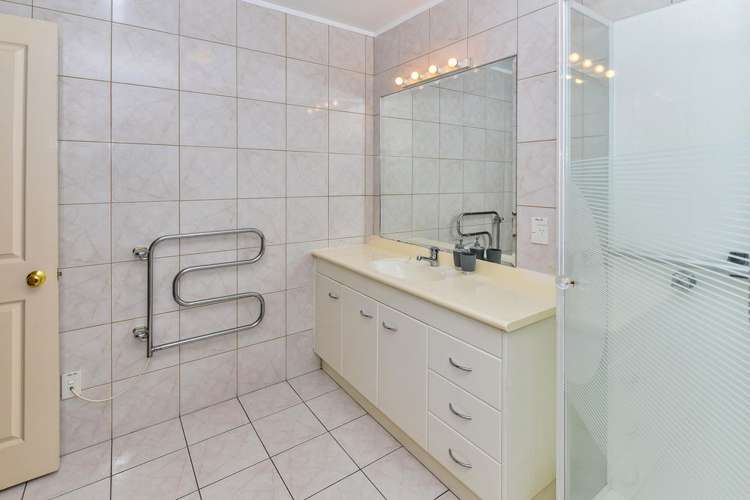 9 Tington Avenue Wattle Downs_17