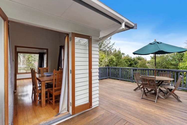 1 Rimutaka Place Titirangi_12