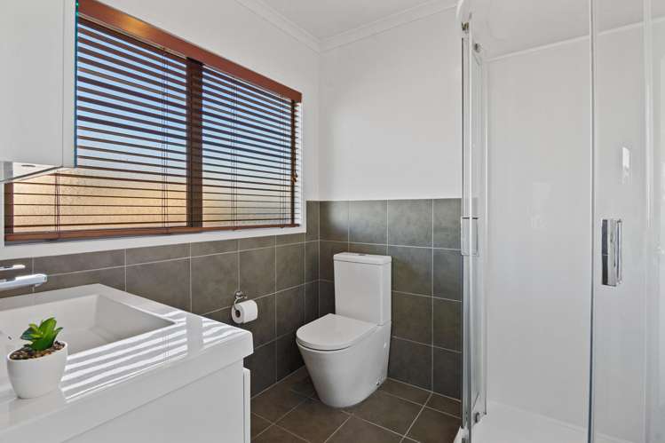 41 Kristin Lane Albany_21