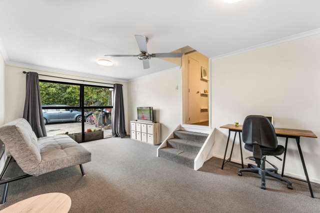 1/2 Mono Place Mount Wellington_4