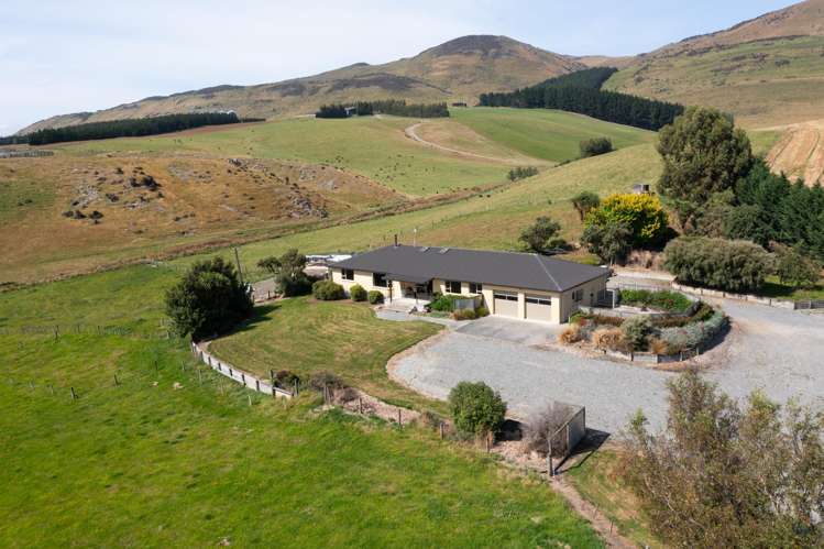 727 Waimea Valley Road Mandeville_23
