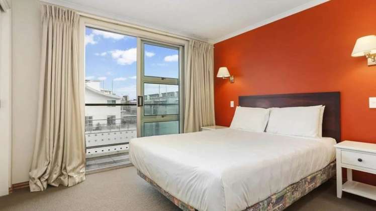 64/139 Quay Street City Centre_7