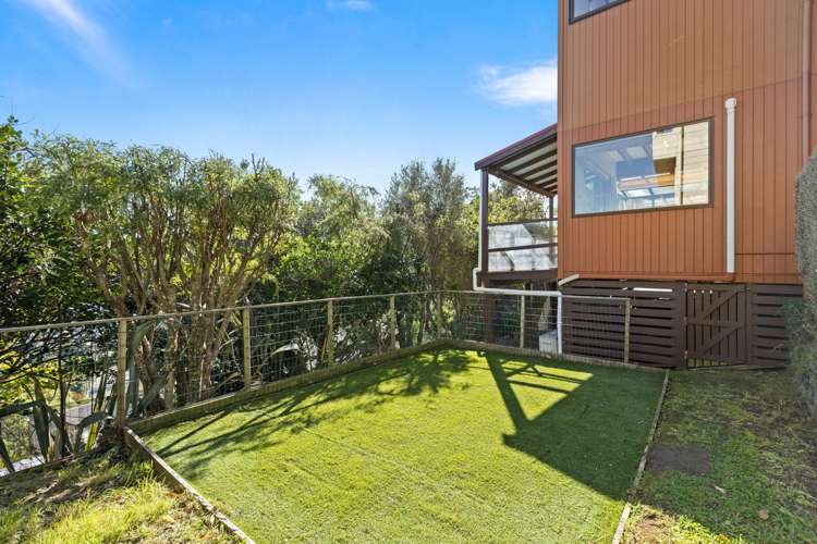 24 Arun Crescent Southgate_13