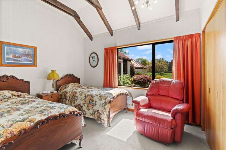 65 School Road North North Taieri_16