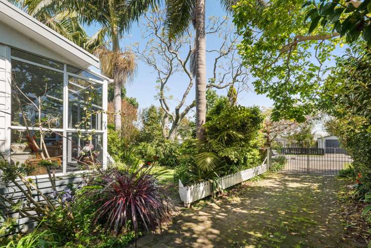 2 Tatahi Street Te Puru_15