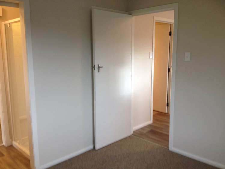 1/33 Wernham Pl Birkenhead_8