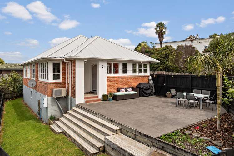 8 Wahanui Road Greenlane_16