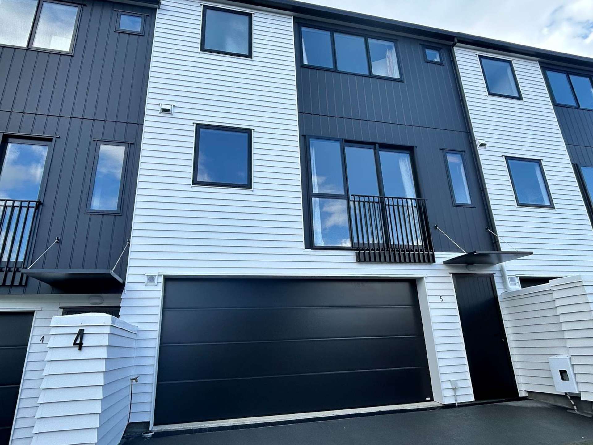 5/69 Target Road Totara Vale_0