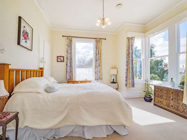 36 Garfield Avenue Roslyn_9