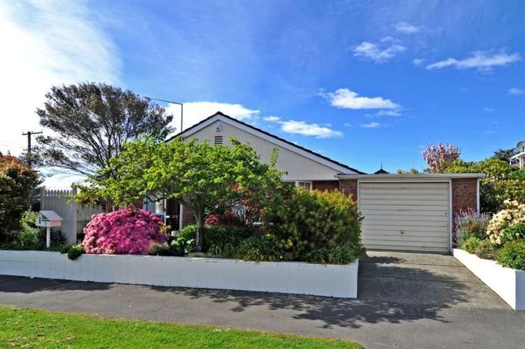 1 Sandringham Street Saint Clair_15