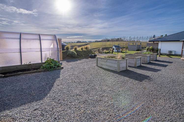 64 Cameron Road Balclutha_19