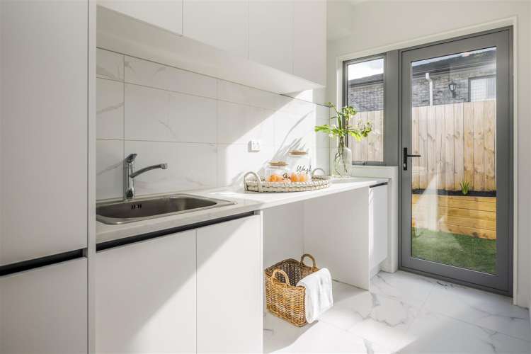 8 Whawhaki Road Beachlands_12