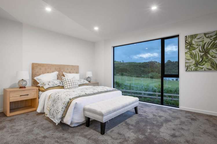 21 Humenga Place Long Bay_29