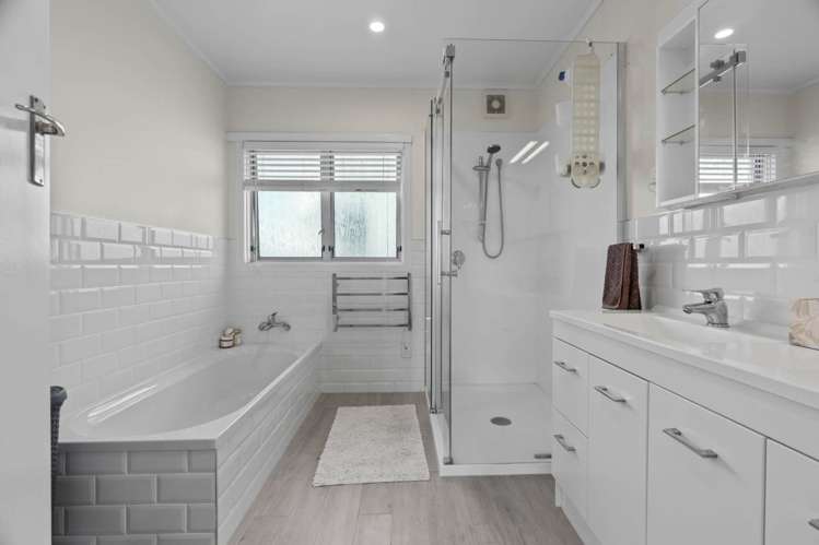 11 Tirinui Crest Road Otumoetai_9