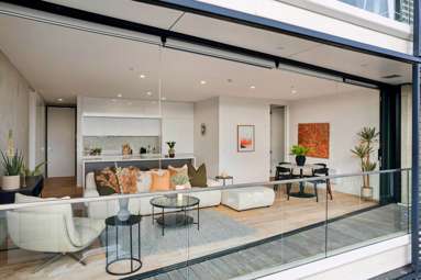 202/25 Pollen Street_3