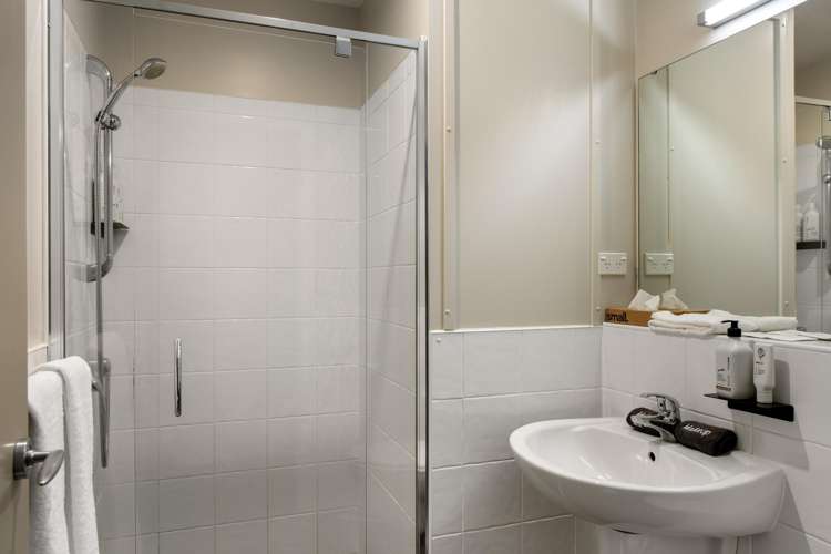 210/2 Reads Quay City Centre_5