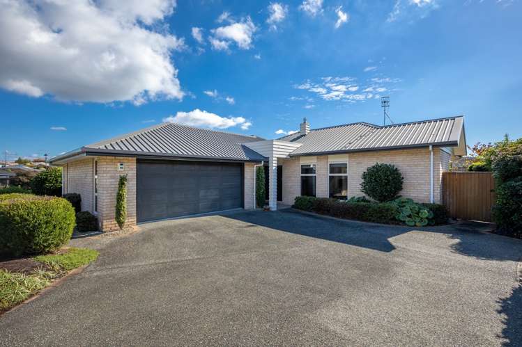 3 Heron Grove Richmond_23