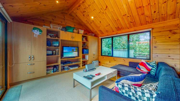 19 Claxton Avenue Pauanui_23