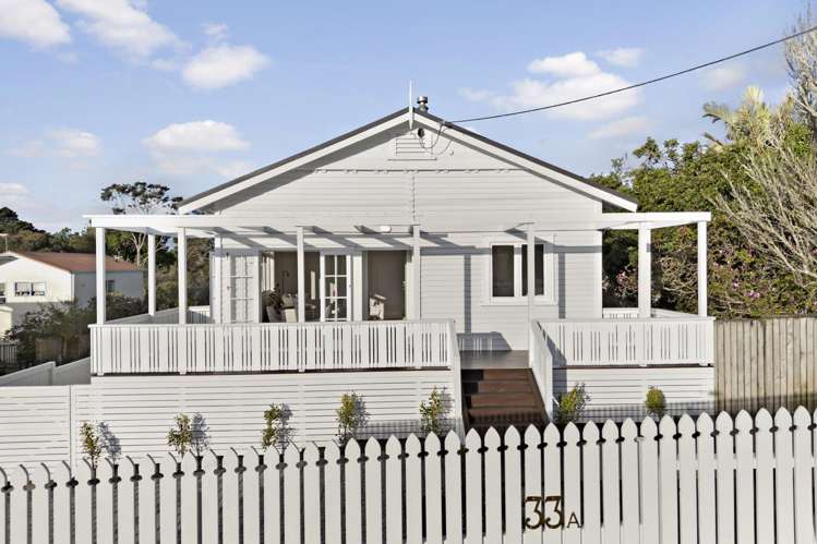 33a Roland Road Greenhithe_0