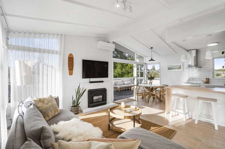 89 Fairclough Road Beach Haven_6