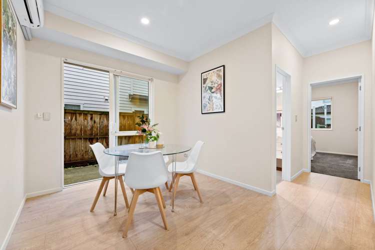 9 Calcite Avenue Flat Bush_13