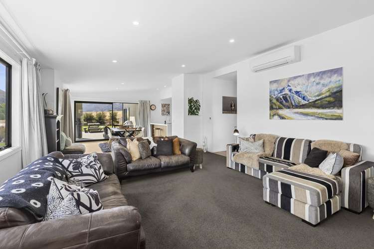 75 Infinity Drive Wanaka_6