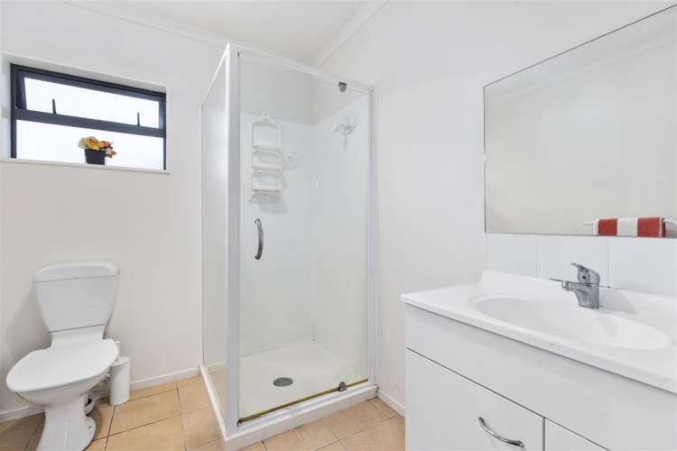 37 Nicholas Gibbons Drive Clendon Park_7