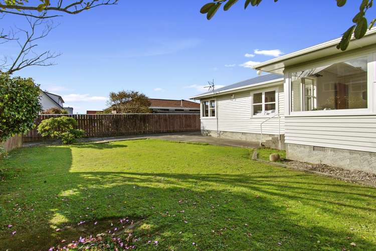 22a Beauchamp Street Tawa_13