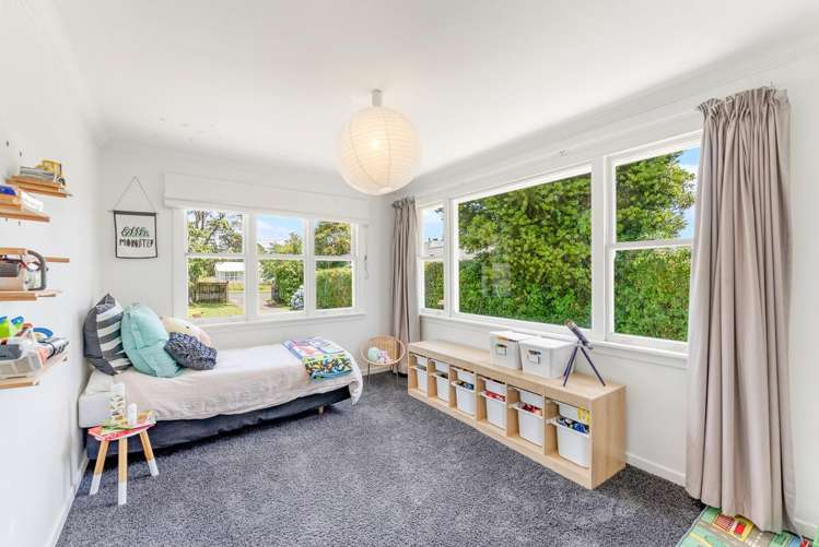 41 Cumming Street Okato_19