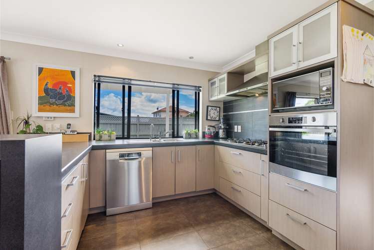 25 Stranraer Crescent Wattle Downs_2