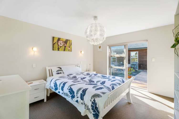 1 Neill Boak Place Beachlands_17