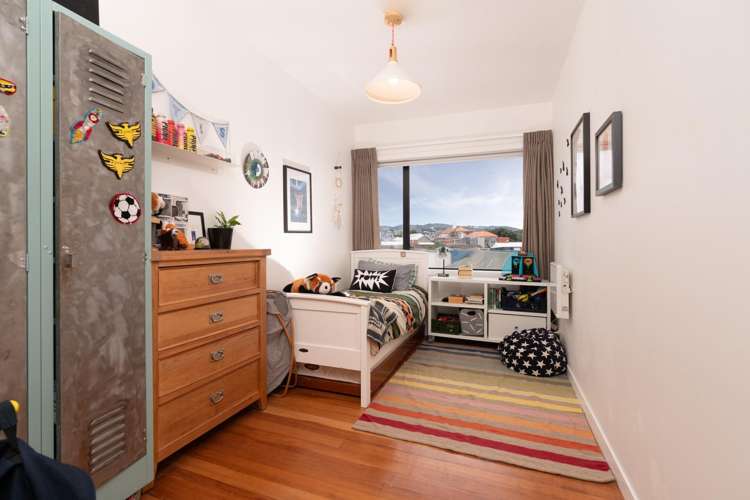 13 Elphinstone Avenue Strathmore Park_20