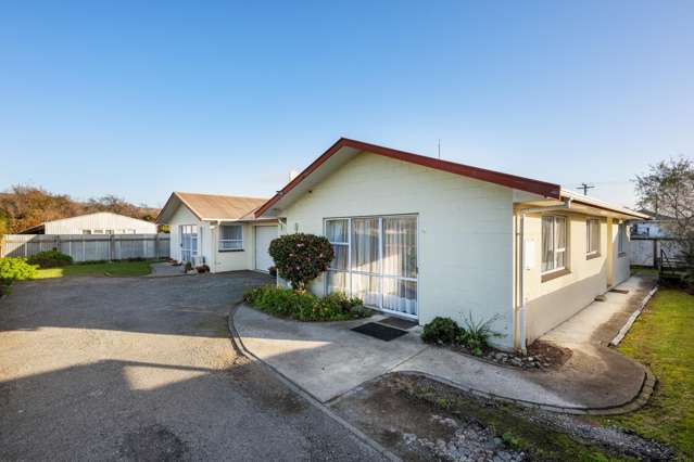 A Rare Redwoodtown Double - Invest Or Nest