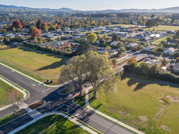 5 Sir Bob Charles Drive_0
