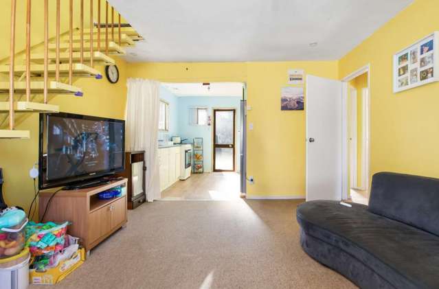 3/11 Burns Street 1551_2