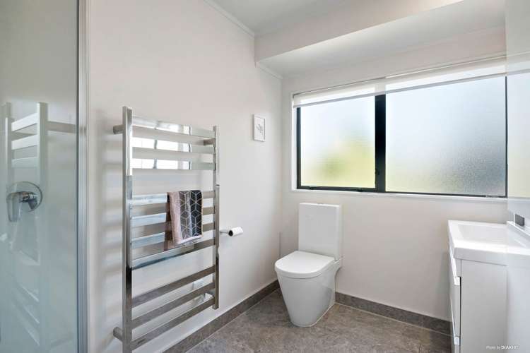 8 Crestview Place Browns Bay_14