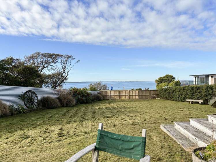 11 Moana Street Riverton_11