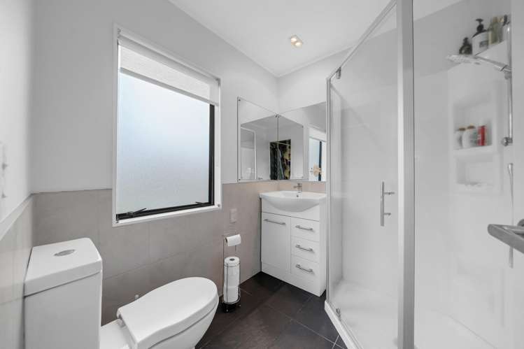 12 Lochend Place Highland Park_22